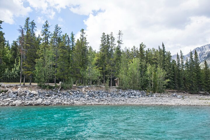 Private Banff Heritage & Alpine Lakes Discovery Tour - Photo 1 of 3