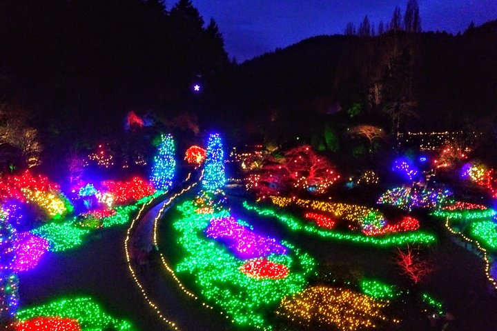 Christmas in Victoria and the Butchart Gardens - Photo 1 of 24