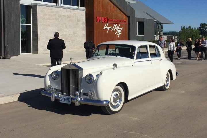 Grand Winery Tour - Rolls Royce - Niagara On The Lake - Photo 1 of 12