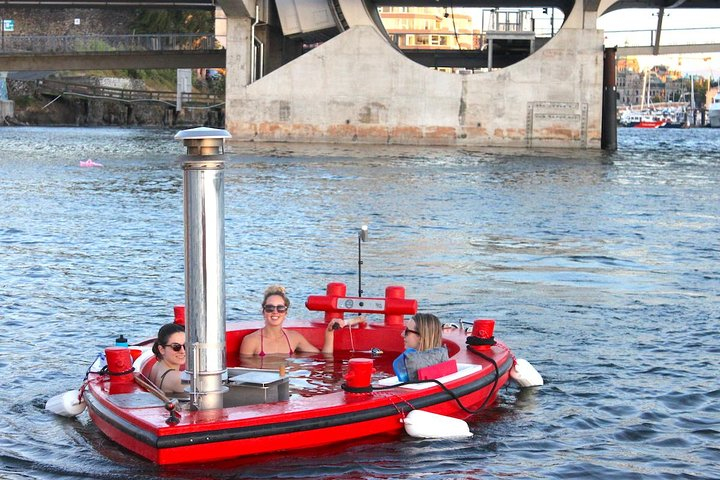 Hot Tub Boat Ride Around Victoria - Photo 1 of 11