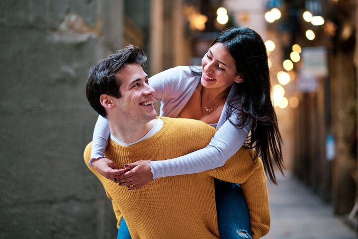 Private Incredible Walking Tour For Couples in Romantic Victoria - Photo 1 of 6