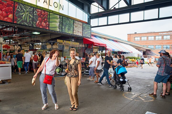 Immerse yourself in the flavours and colours of the Jean-Talon market.