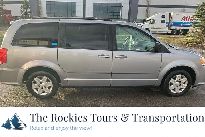 Airport Shuttle: Canmore/Kananaskis <---> Calgary - Photo 1 of 2