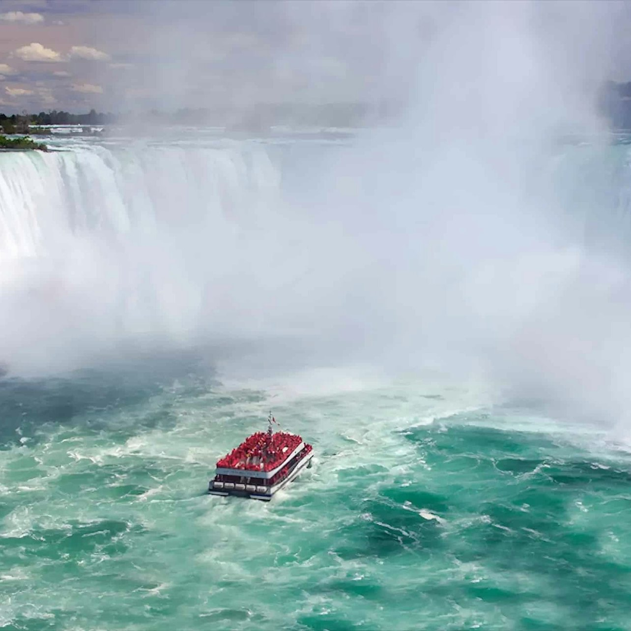 Niagara Falls: Day Tour from Toronto + Skip The Line Boat Cruise in ...