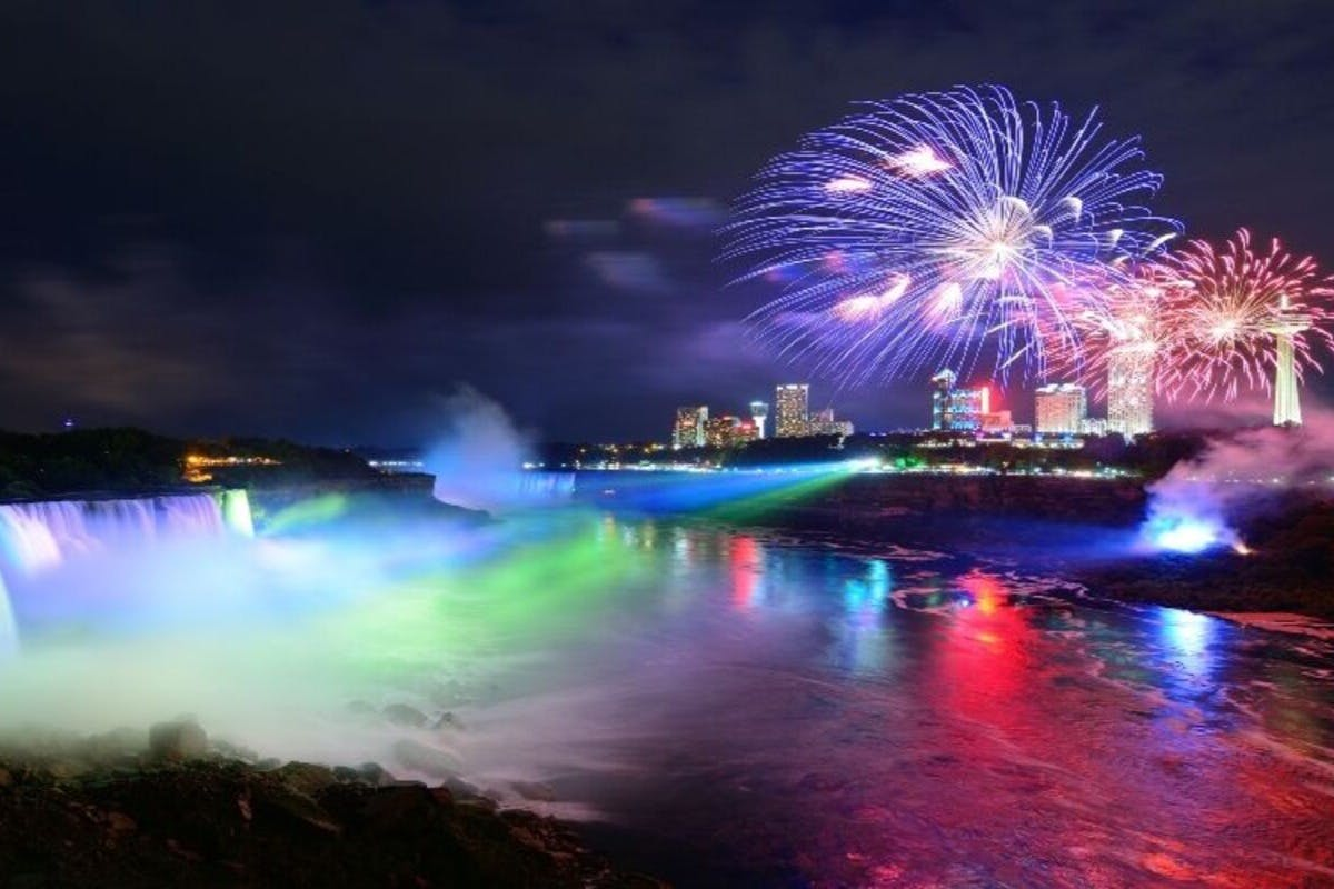 Niagara Falls: Evening Walking Tour with Fireworks Cruise and Dinner - Photo 1 of 6