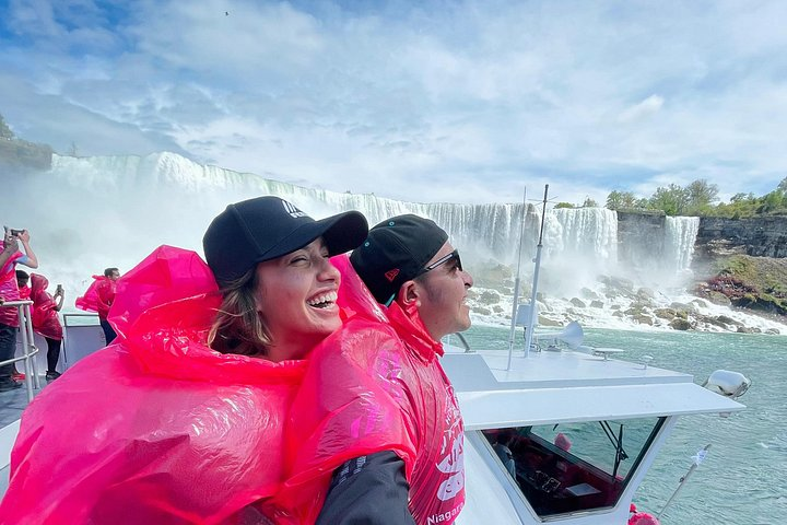 Niagara Waterfall Adventure - Photo 1 of 9