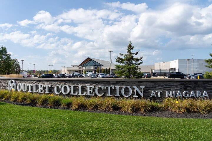 Niagara Falls Canadian Abbigliamento Outlet Retail Stores Canada