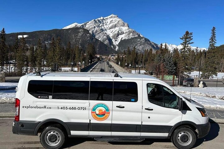 Private Airport Transfer: Banff, Canmore, Lake Louise to Calgary - Photo 1 of 7