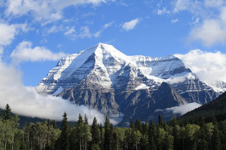 Canadian Rocky Mountains & Banff 5-Day Premium Tour - Photo 1 of 11
