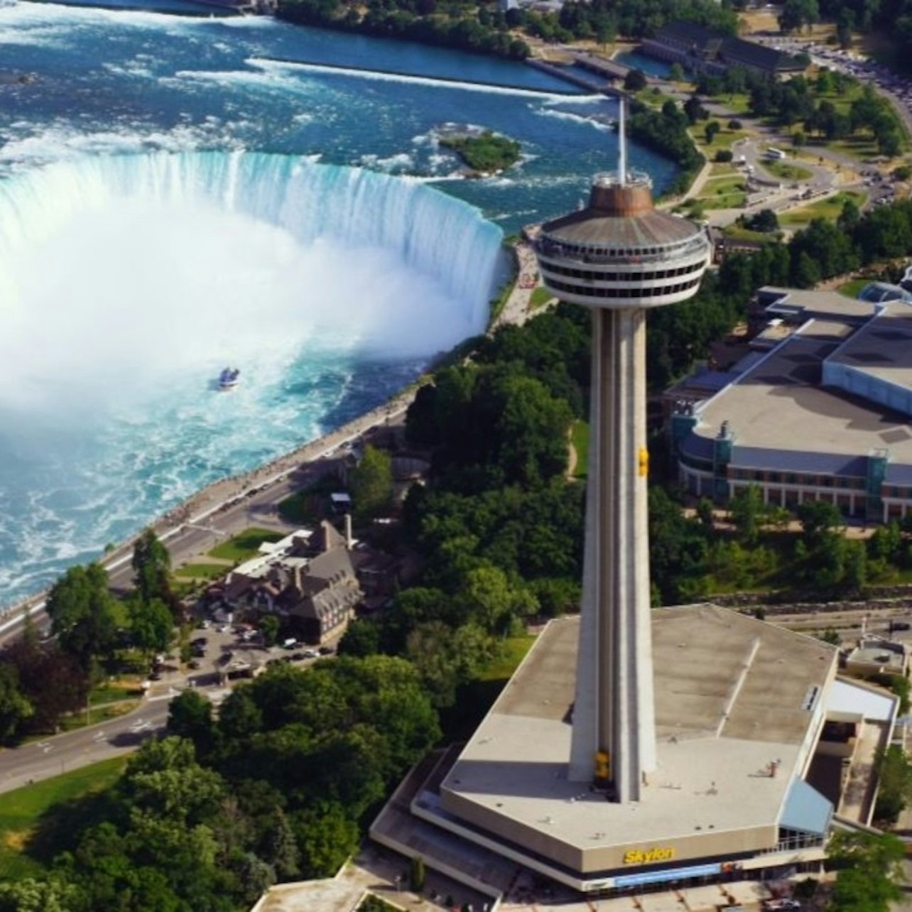 Niagara Falls: Skylon Tower Observation Deck - Photo 1 of 22