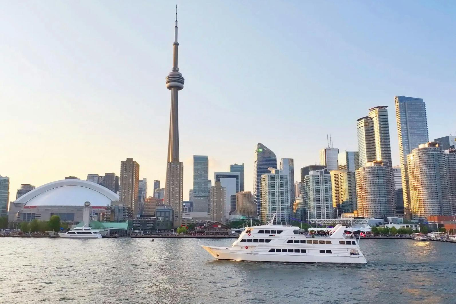 Toronto Harbour: Dinner Cruise + Unlimited Drinks - Photo 1 of 11