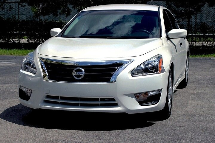 Private Transfer from Whistler -Vancouver Airport (YVR) - Photo 1 of 8