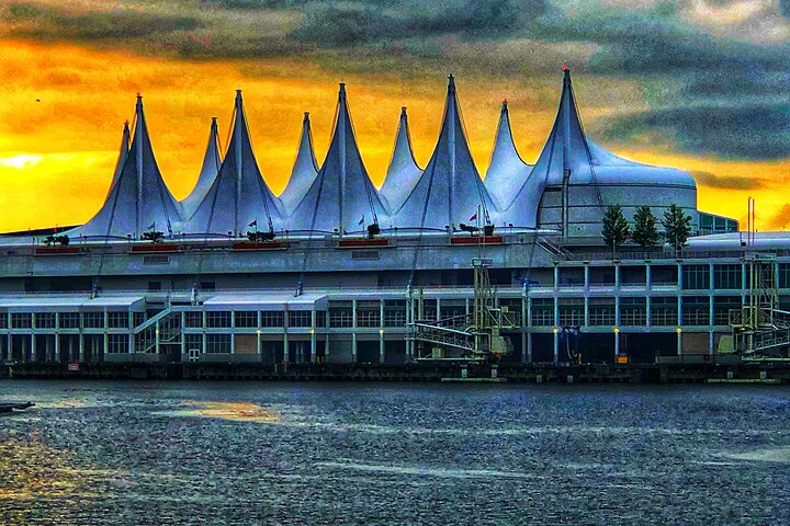 Vancouver 7 hours Airport Layover (MAKE THE MOST) CityTour Private - Photo 1 of 13