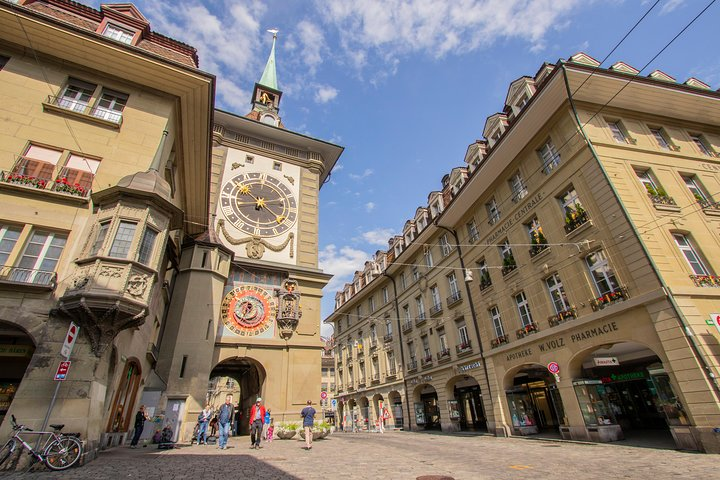 Private Tour of Bern in 60 minutes with a Local - Photo 1 of 6