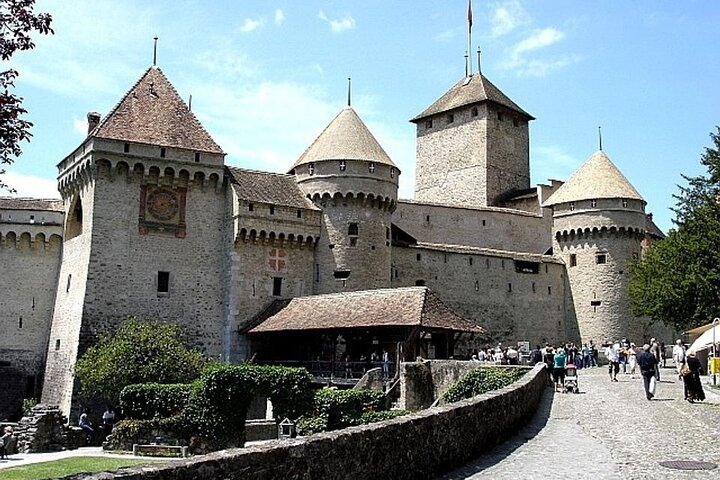 Full Day Private Tour to Geneva - Montreux and Chillon Castle  - Photo 1 of 7