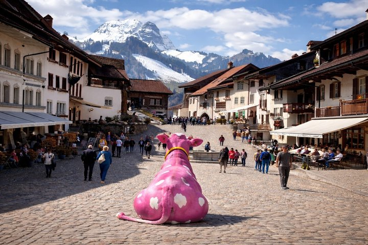 Gruyères Cheese and Chocolate tour from Geneva with local host - Photo 1 of 25