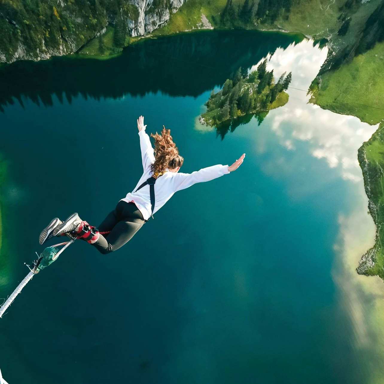 Interlaken: Guided Bungy Jump + Transportation - Photo 1 of 5