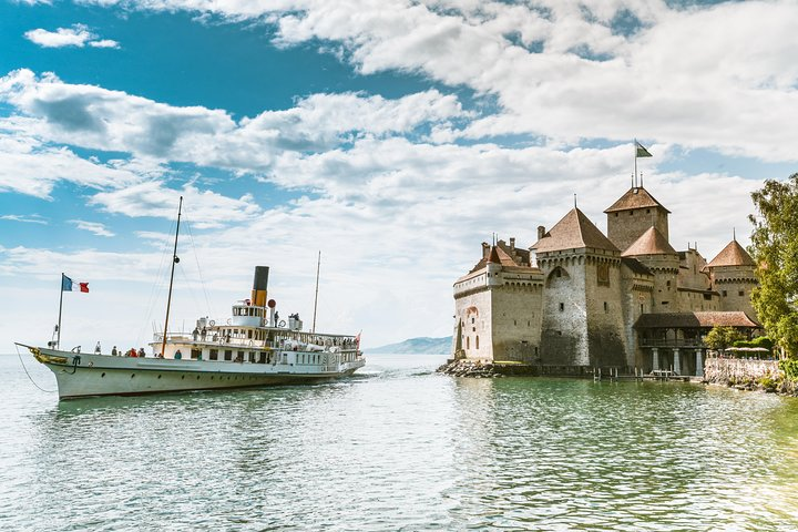 Day Trip to Montreux, Chaplin's World & Chillon Castle& apéritif - Photo 1 of 11