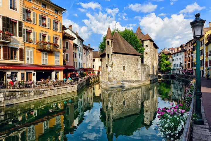 Annecy and the Palais de l'Isle
