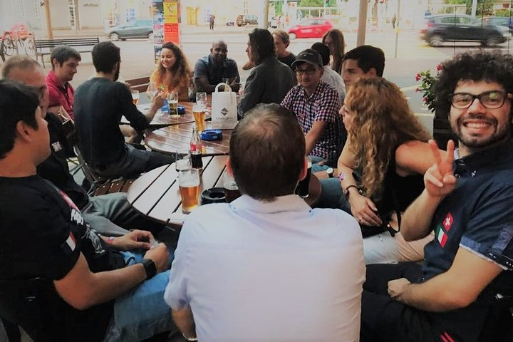 Meet new people and enjoy free snacks - Photo 1 of 13