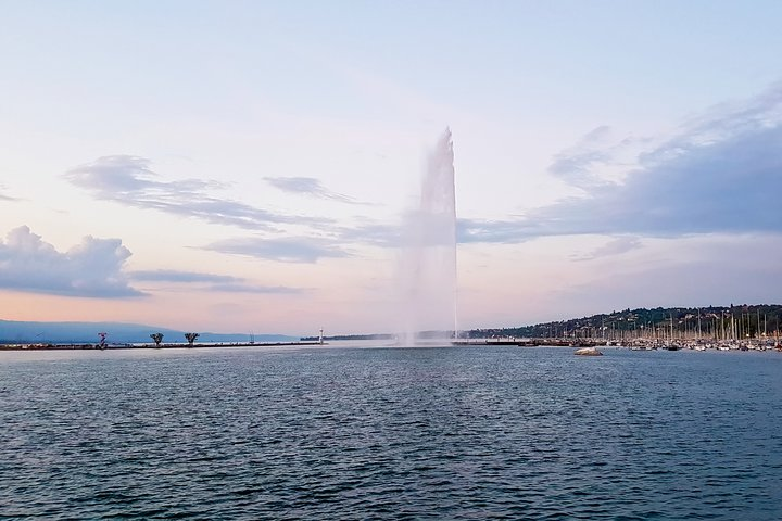 Private Photo Tour LUXE CUSTOM in Geneva - Photo 1 of 11