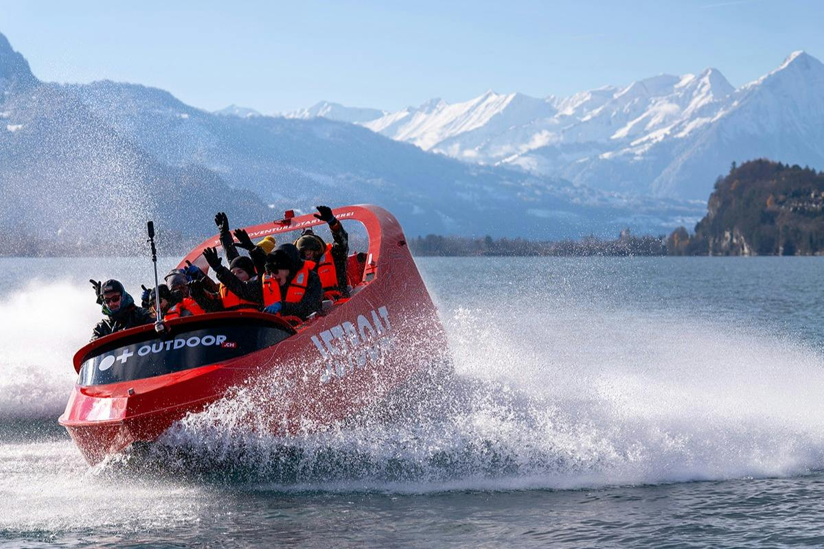 Winter Jetboat Interlaken - Photo 1 of 6