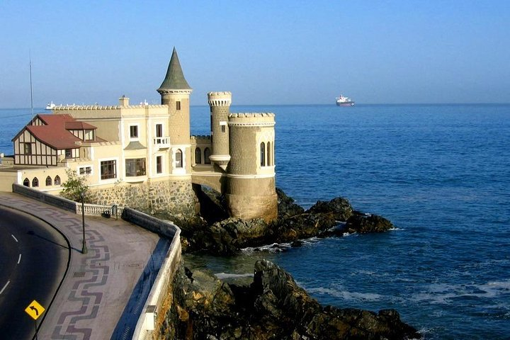 Famous Viña del Mar! Premium Walking Tour with a Native Guide - Photo 1 of 18