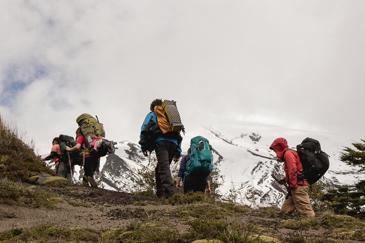 MOYCA - Desolation Pass Trekking