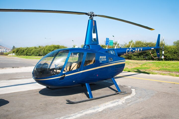 Private Helicopter Tour above Santiago with hotel transport - Photo 1 of 25