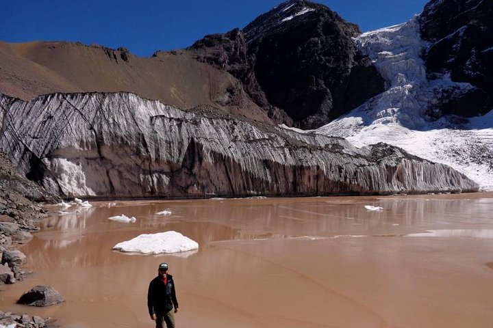 El Morado Hanging Glacier and Lagoon 