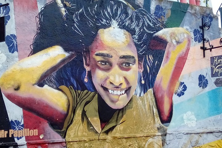 Tour in Valparaiso: Street Art, funiculars and port - Photo 1 of 22