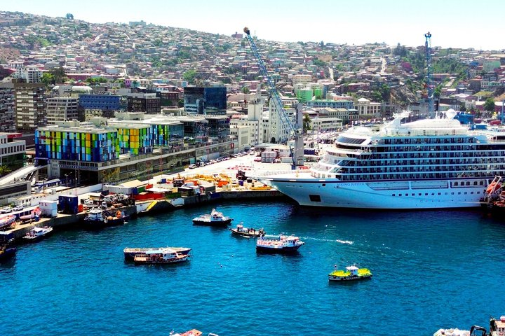 Cruise Transfer with Valparaiso Tour & Casablanca Wine Tasting - Photo 1 of 23
