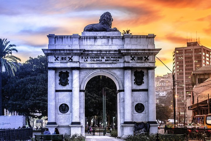 Discover the Secrets of Valparaíso - Walking Tour - Photo 1 of 3