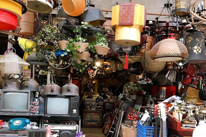 3-Hour Private Tour of Antique Furniture and Flea Market - Photo 1 of 4