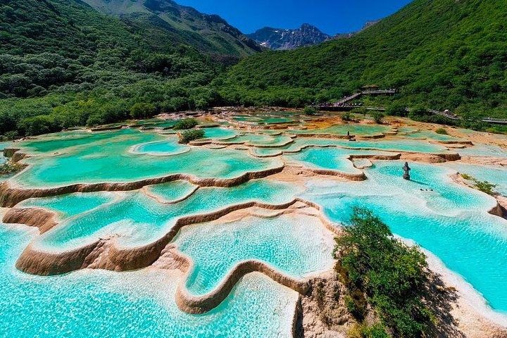 11-Day Private Tour from Zhangjiajie to Sichuan and Including the Jiuzhaigou - Photo 1 of 10