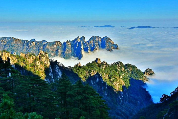  2-Day Huangshan Private Tour: Yellow Mountain and Xidi Ancient Village  - Photo 1 of 9