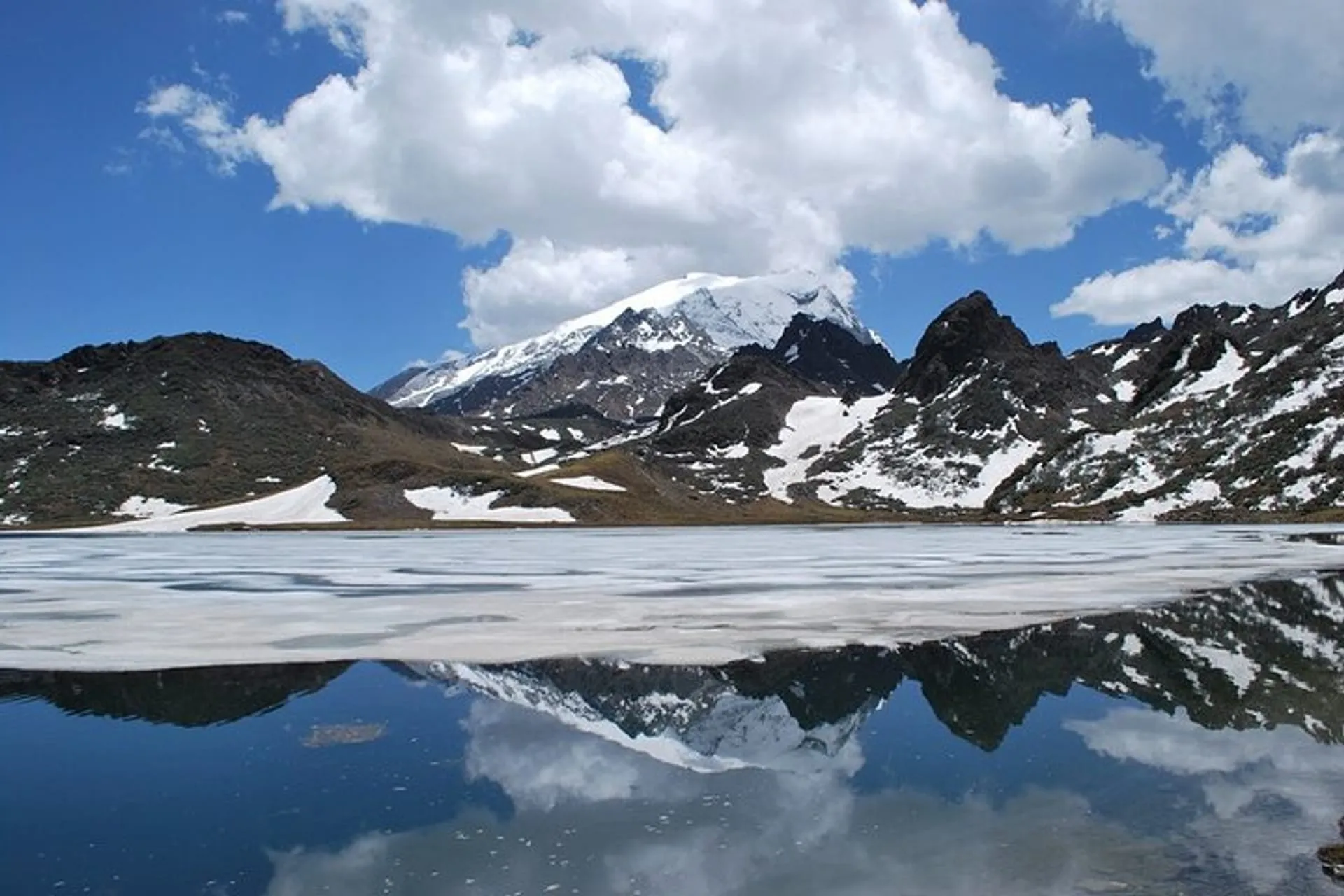4 Days Haba Snow Mountain Climbing Tour (Lijiang-Shangri-La) in Lijiang |  Pelago