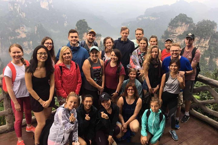 Students Group Visiting Zhangjiajie