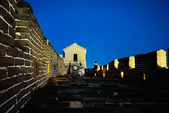 5-Hour Private Night Tour of Great Wall in Mutianyu - Photo 1 of 8
