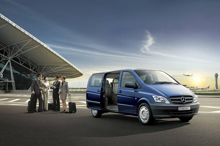 Airport ( PEK) Pick-up Service with Private Driver( Not English Speaking) - Photo 1 of 7