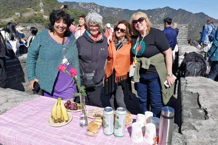 All Inclusive Mutianyu Great Wall Picnic with Drinks Private Tour in Beijing - Photo 1 of 6