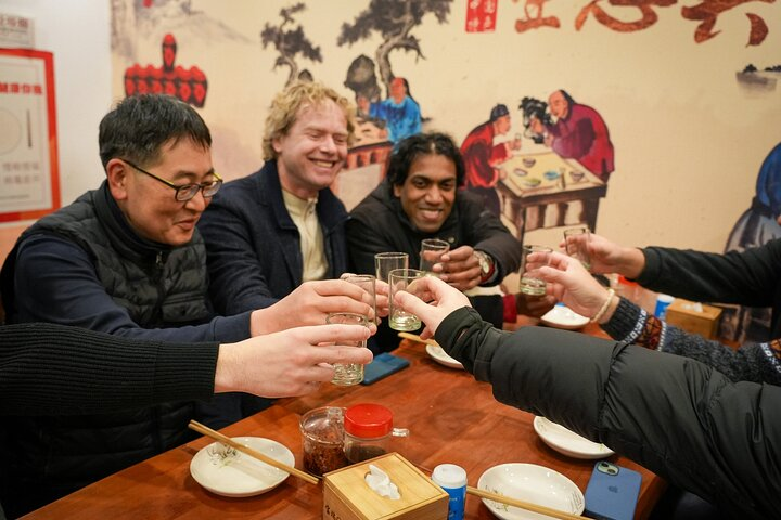 Try authentic local Han, Mongol, and Muslim dishes at Beijing's hidden gems on our top-rated walking food tour. Dive into historic hutong alleys and savor flavors from off-the-beaten-path restaurants.