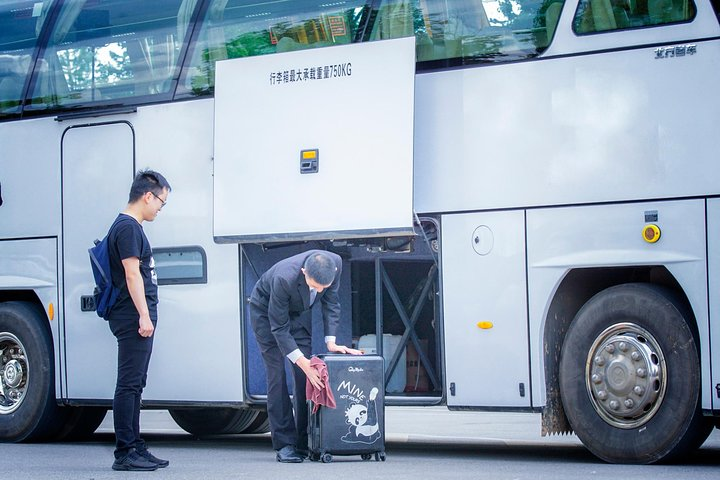 Effortlessly transition from adventures to travel with unmatched convenience as your luggage is expertly handled allowing you to focus on experiencing all that Beijing has to offer.