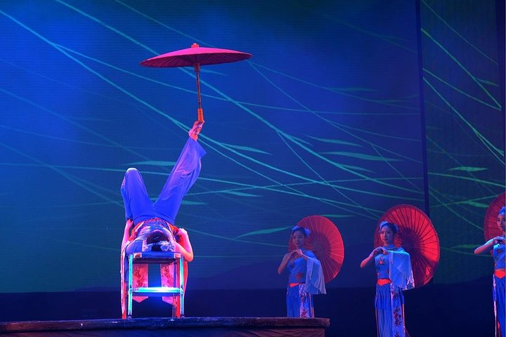 Acrobatics show photo