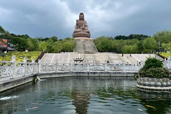 Big Buddha Mountain Chinese Kung Fu & Lion Dance Private Tour in