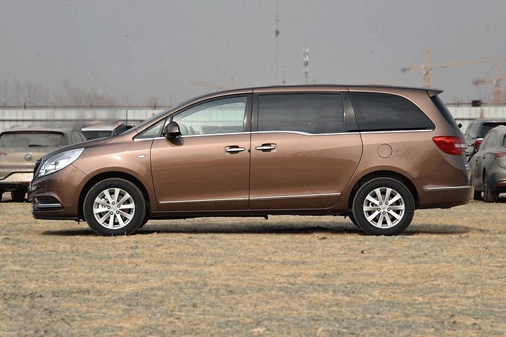 Salt Lake City International Airport Chauffeur Service,Pick up. - Photo 1 of 5