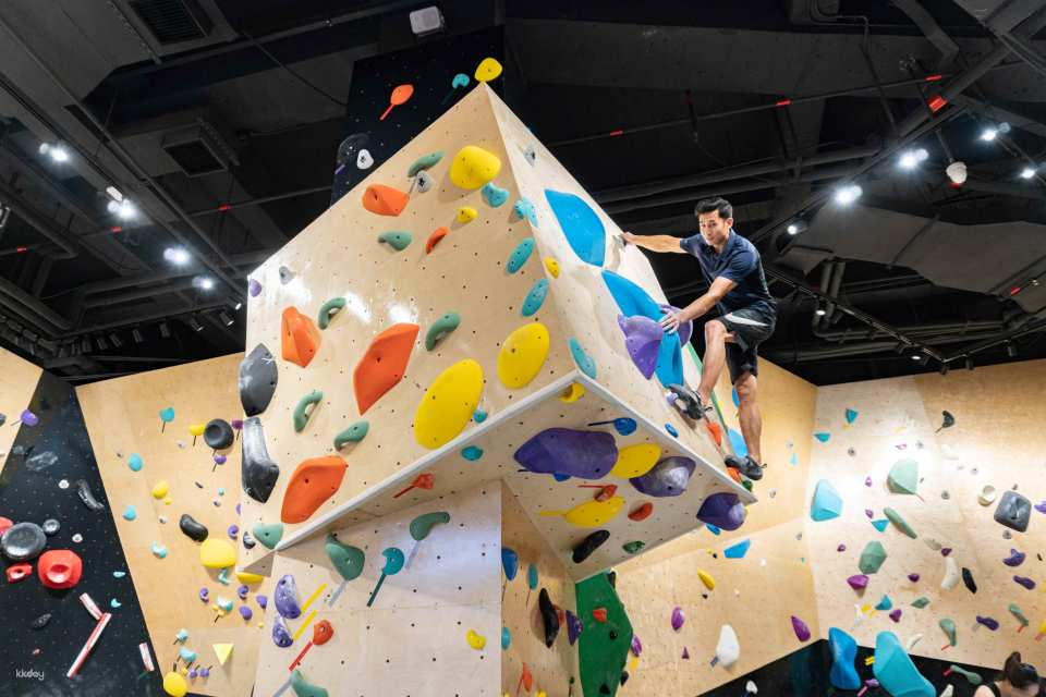Shenzhen, China | Banana Rock Climbing | Shenzhen's Large