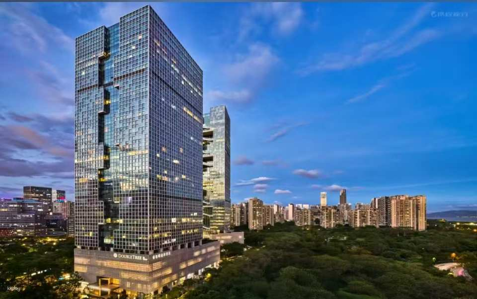 【China】DoubleTree by Hilton Shenzhen Bay｜Accommodation Offer｜Near Keyuan Metro Station - Photo 1 of 9