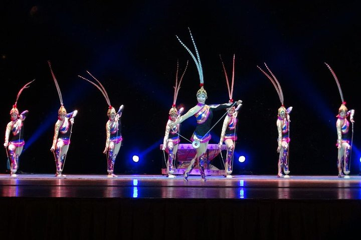 Din Tai Fung Dinner Experience and Acrobatics Show in Shanghai - Photo 1 of 7