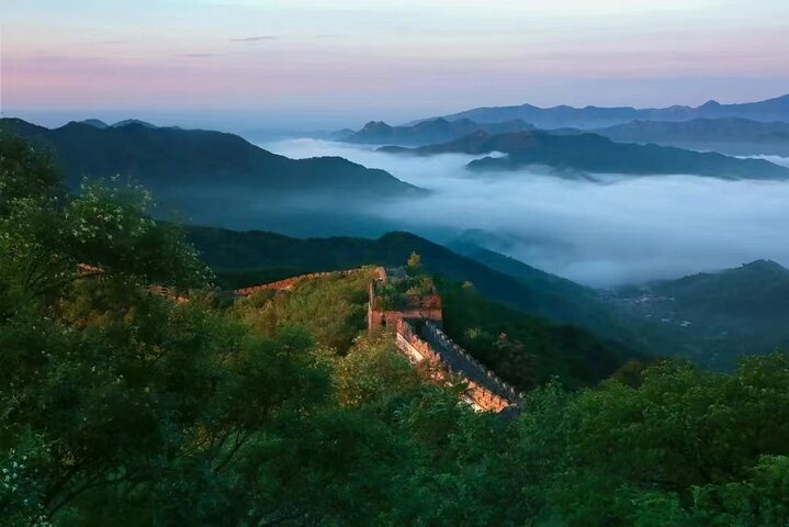 Evening Tour: Illuminated Mutianyu Great Wall Light View Tour in